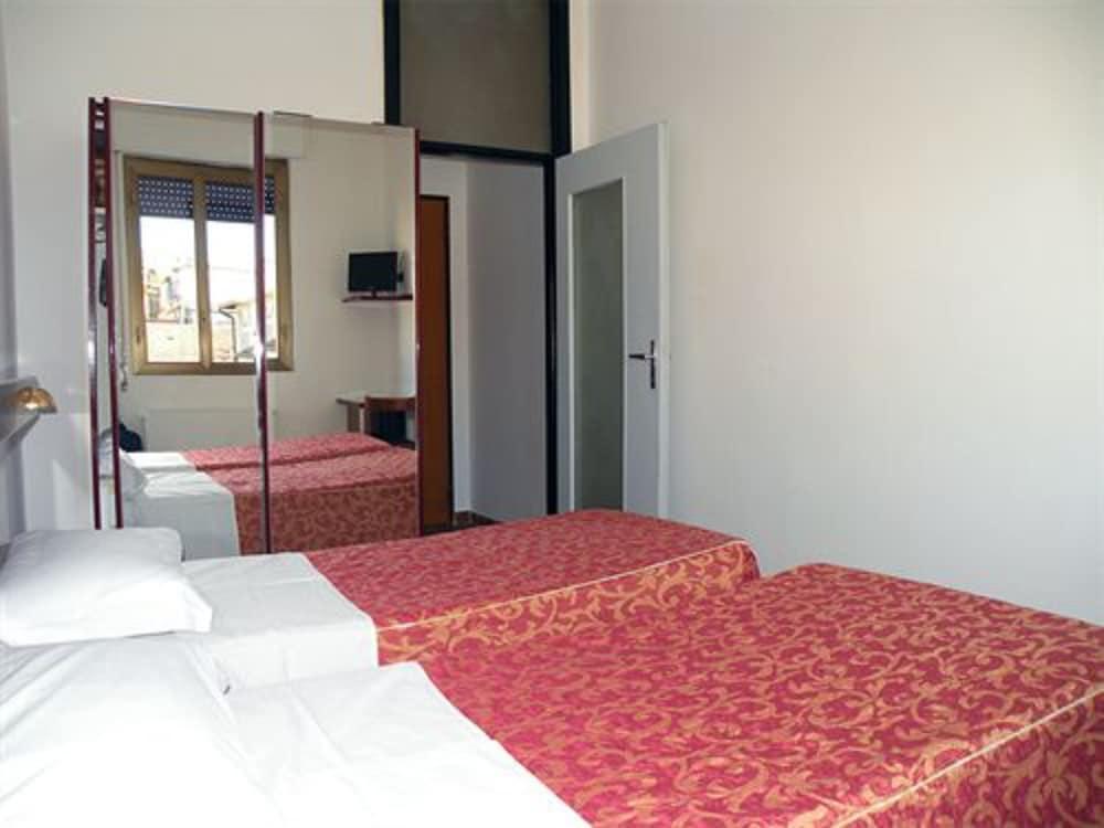 Hotel Virgilio Milan Luaran gambar