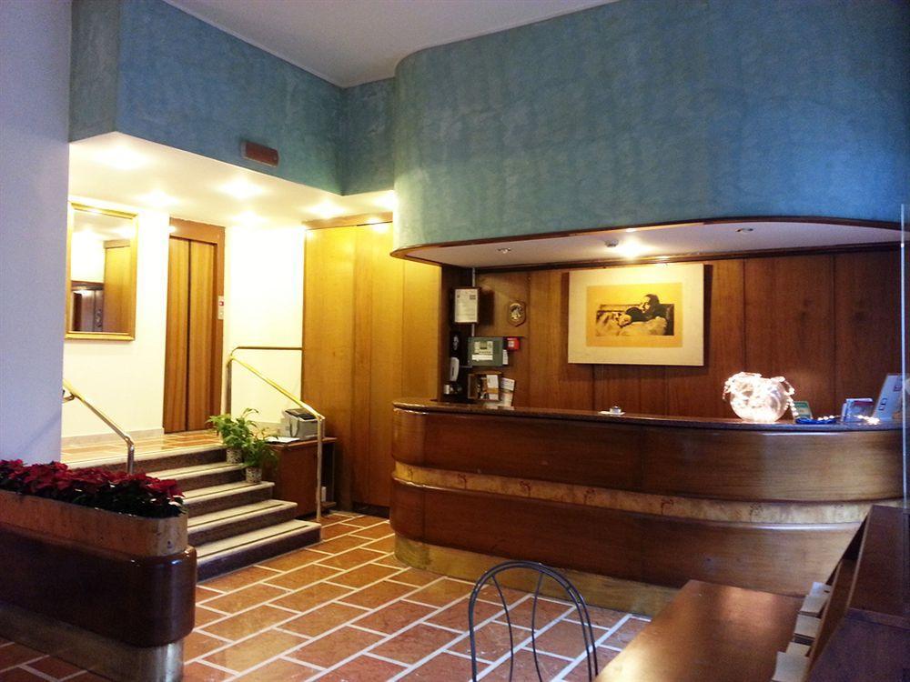 Hotel Virgilio Milan Luaran gambar